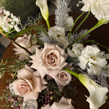 Load image into Gallery viewer, Champagne Wishes