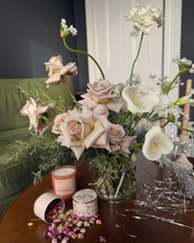 Load image into Gallery viewer, Champagne Wishes