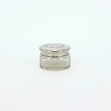 Load image into Gallery viewer, Solid Silver Shell Motif Vanity Container
