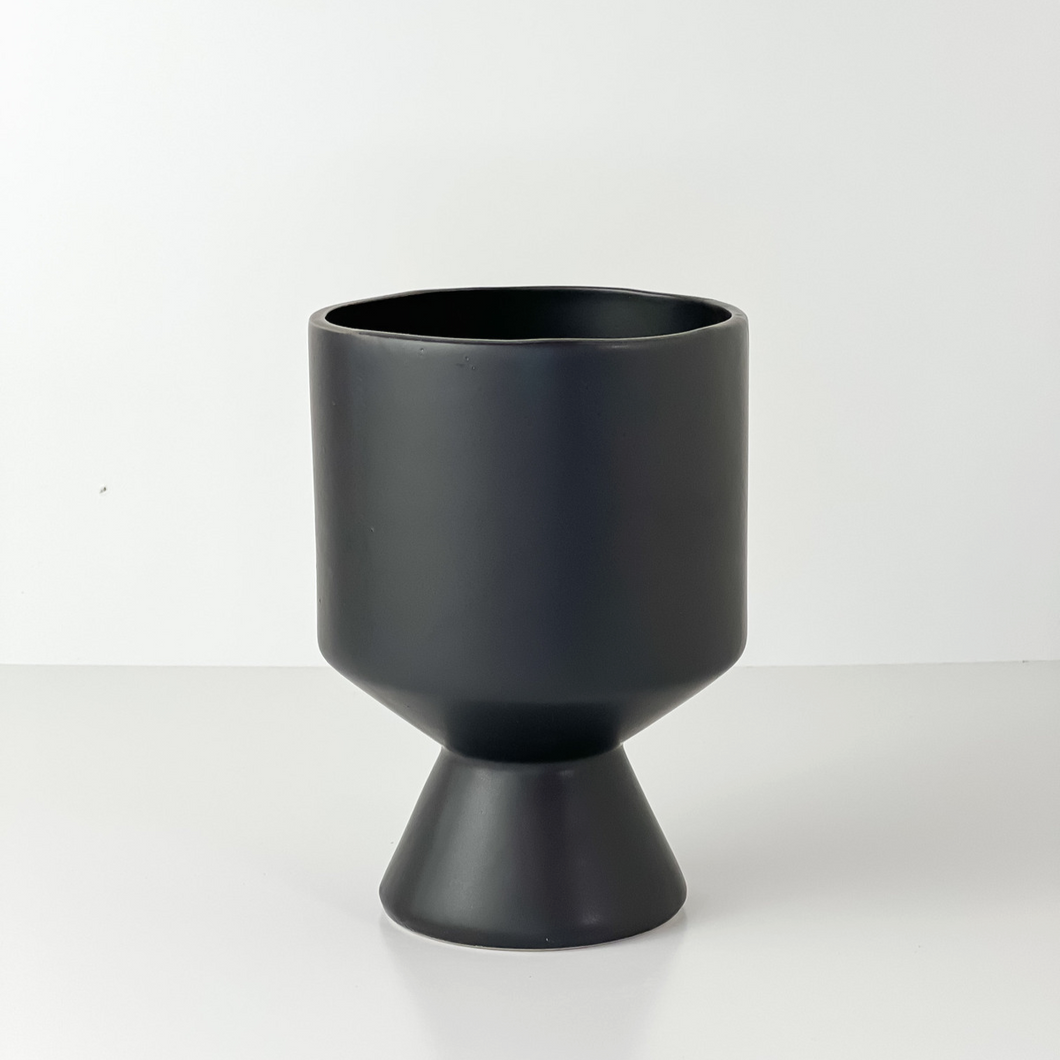 De Vil Pot - Black (Multiple Sizes)