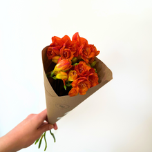 Load image into Gallery viewer, Freesia Bunch
