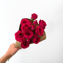 Load image into Gallery viewer, Spray Rose bunch
