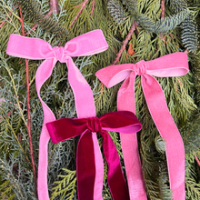 Load image into Gallery viewer, Buddy the Elf Wreath
