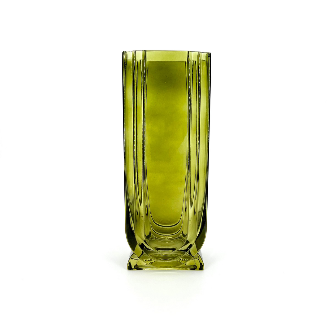 Damon Vase (Multiple Sizes)