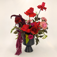 Load image into Gallery viewer, Large Fresh Flower Arrangement
