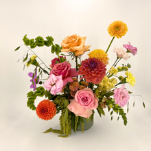 Load image into Gallery viewer, XL Fresh Flower Arrangement
