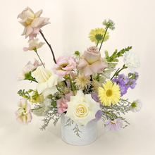 Load image into Gallery viewer, XL Fresh Flower Centrepiece
