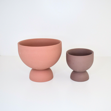 Load image into Gallery viewer, Emi Ceramic Vase (multiple sizes)
