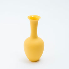 Load image into Gallery viewer, Middle Kingdom Vase 8
