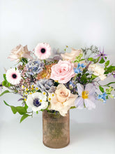 Load image into Gallery viewer, XL Fresh Flower Arrangement
