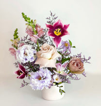 Load image into Gallery viewer, Medium Fresh Flower Arrangement
