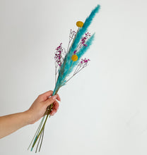 Load image into Gallery viewer, Mini Dried Bouquet
