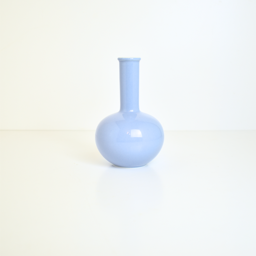 Glossy Porcelain Mini Beauty Vase - Lavender
