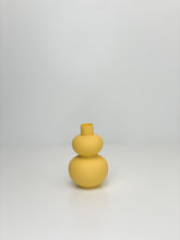 Load image into Gallery viewer, Middle Kingdom Vase 5
